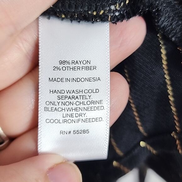 Express Black/Gold Blouse, Tie Front, Keyhole Opening, Medium - Picture 6 of 8